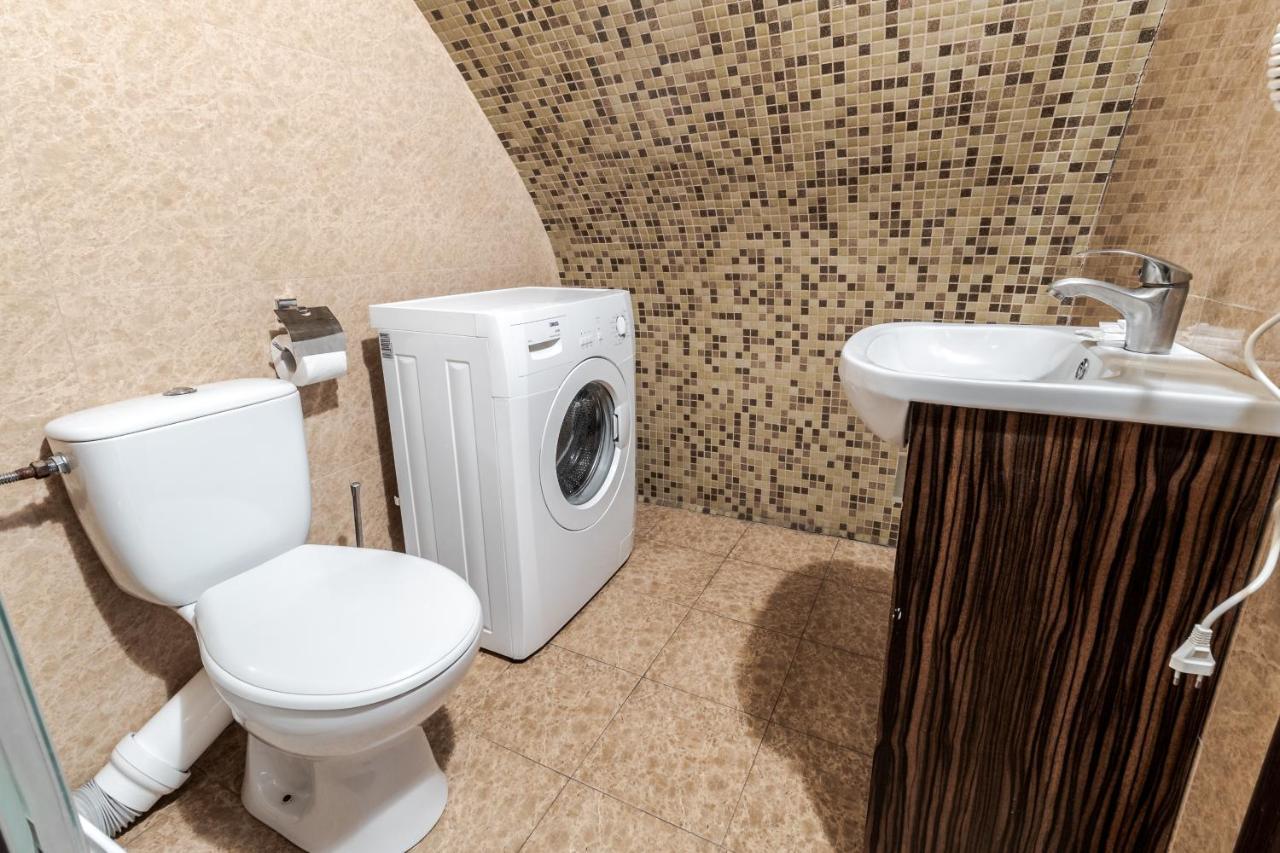 New Ruska Apartment ลวีฟ ภายนอก รูปภาพ