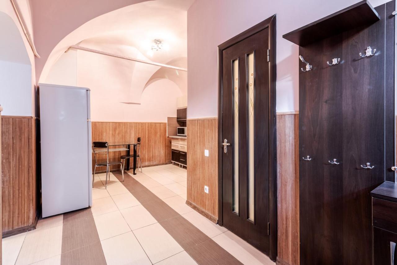 New Ruska Apartment ลวีฟ ภายนอก รูปภาพ